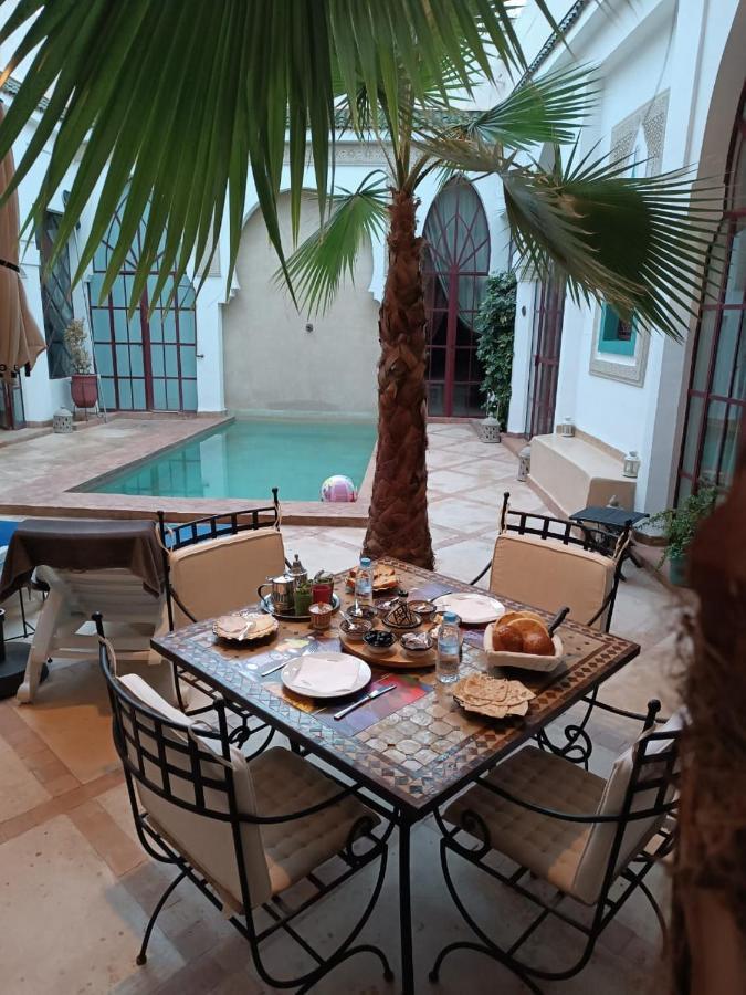 Riad Ramzi Heddad Luaran gambar